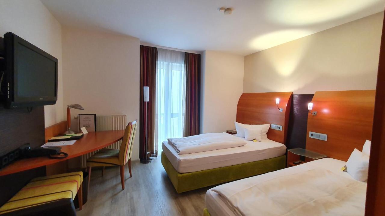 Astralis Hotel Domizil Walldorf  Esterno foto